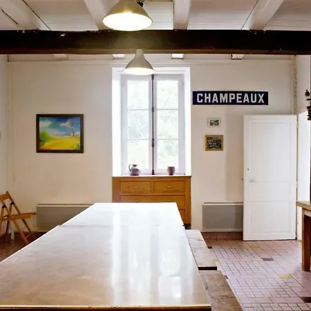 La Voliere * Champeaux